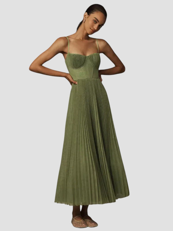 Lucie  | Elegant Flowy Dress