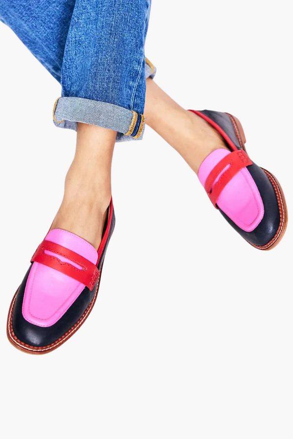 Lunessa  | Black Moccasins
