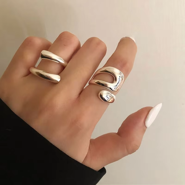 Package with silver rings